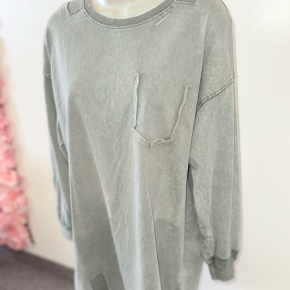 Easel (Medium) Green Distressed Long Sleeve Midi Dress - Picture 2 of 7